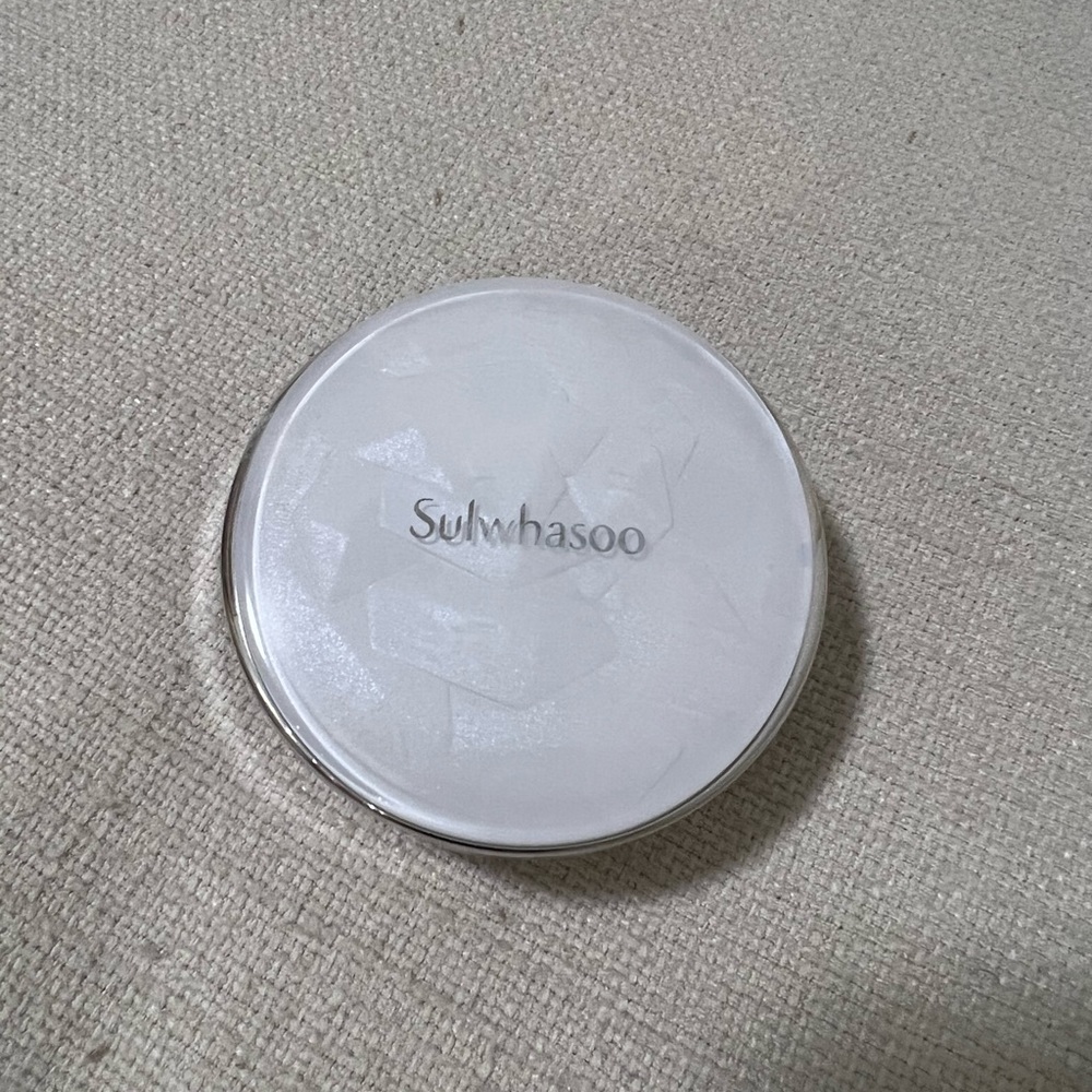 Sulhwasoo Snowise Brightening Korean Cushion Used like New